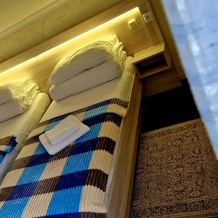 Zenko Guest house *