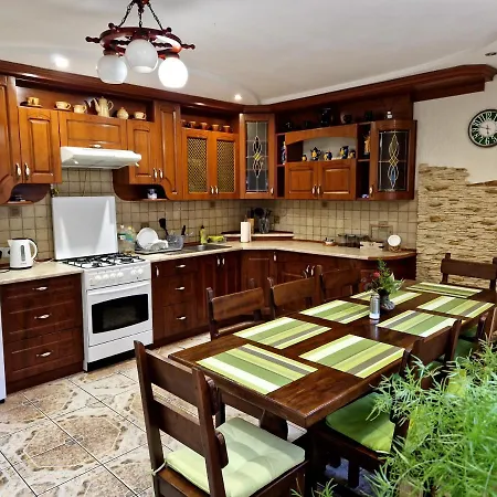 Zenko Guest house *